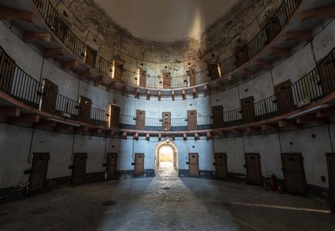 Gallery of The Architecture of Surveillance: The Panopticon Prison - 12