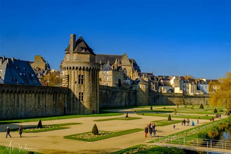 Vannes – Introduction – Travel Information and Tips for France