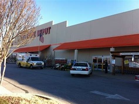 Huntsville Police investigate incident at Home Depot