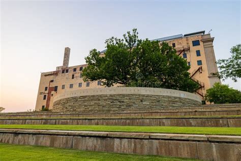 The Survivor Tree in the Oklahoma City National Memorial and Museum ...