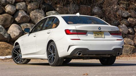 2021 BMW 330e Review: Peak Refinement