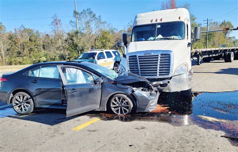 One Injured In Semi, Car Crash At Highway 29, Highway 97 Intersection : NorthEscambia.com