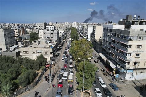 Photos: Evacuation of Gaza City - The Atlantic