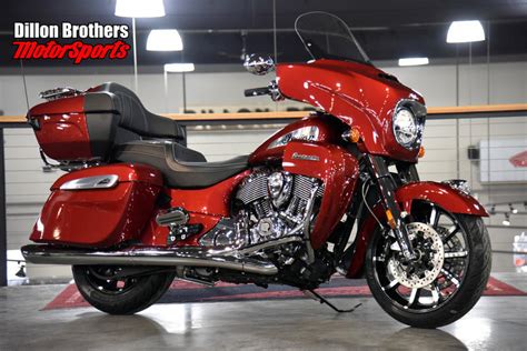 2023 Indian Motorcycle® Roadmaster® Limited Stryker Red Metallic ...