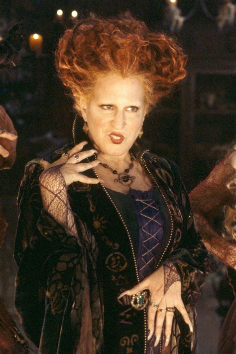 We Love These Hocus Pocus Makeup Tutorials Like Winifred Sanderson Loves Her Book | Hocus pocus ...