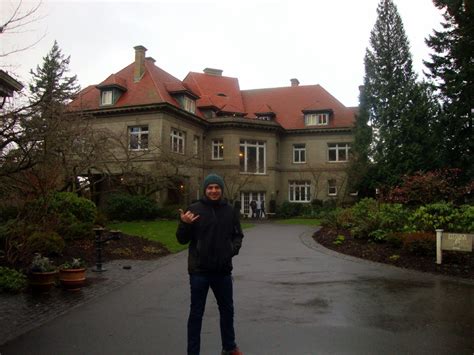 The Traveling Peach: Pittock Mansion