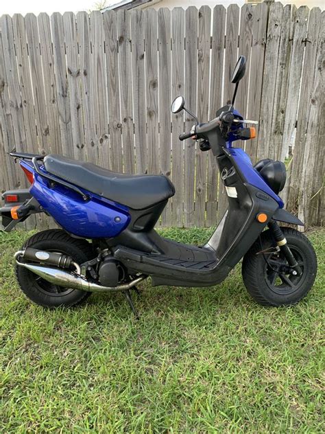 2005 yamaha zuma 50cc for Sale in Sebastian, FL - OfferUp