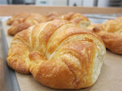 Nobili bakery croissants | Bretzel sucré, Bretzels, Alimentation