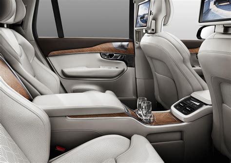 Super-luxury 4-seat Volvo XC90 Excellence revealed | PerformanceDrive