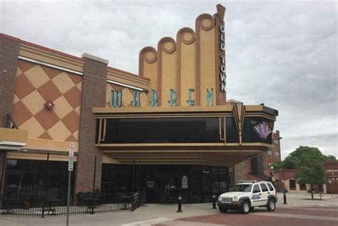 Warren Old Town Theatre Grille in Wichita, KS - Cinema Treasures