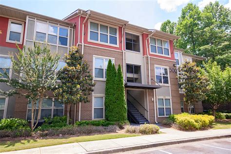 Columbia Grove - West Midtown Atlanta Apartments | Columbia Residential