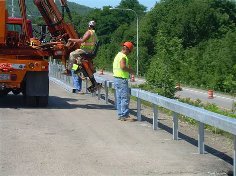 Box Beam Steel Guardrail Installation | L. S. LEE, INC.