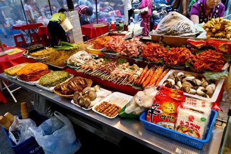 6 Exciting Night Markets in Seoul to Clobber Your Food Cravings