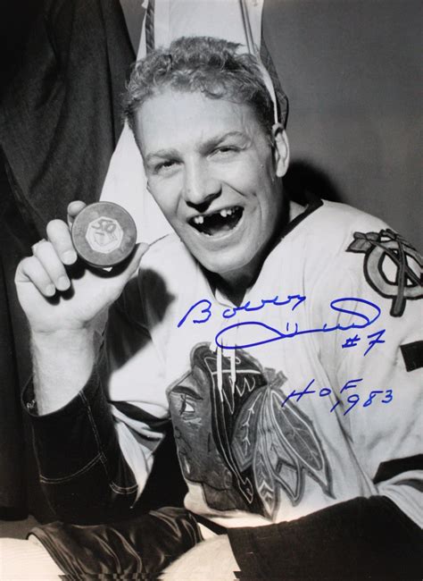 Autographed Bobby Hull 11x14 Chicago Blackhawks Photo with COA - Main Line Autographs