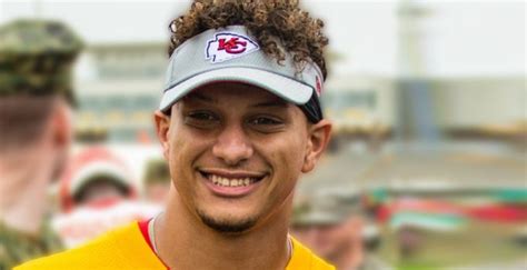 Patrick Mahomes Biography Facts, Childhood, Personal Life | SportyTell