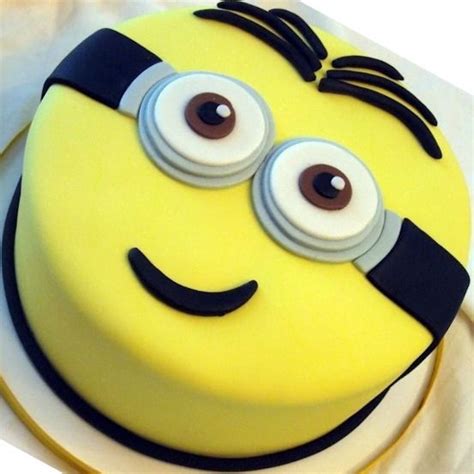 Simple Minion Birthday Cake