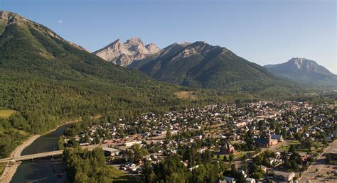 Official travel website for Fernie, British Columbia, Canada.