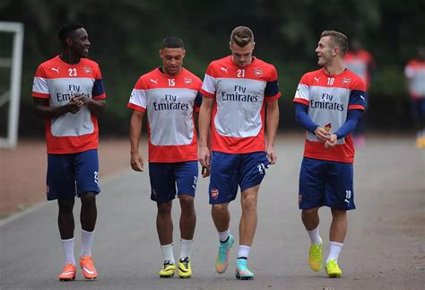 Arsenal Training - Irish Mirror Online