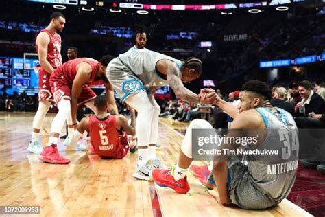 Demar Derozan All Star Photos and Premium High Res Pictures - Getty Images