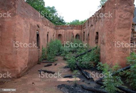 Abandoned Ghost Town In South African Stock Photo - Download Image Now - Abandoned, Abandoned ...