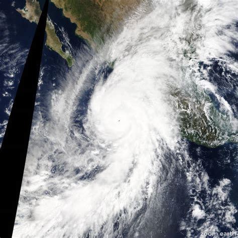 Major Hurricane Patricia 2015 | Zoom Earth