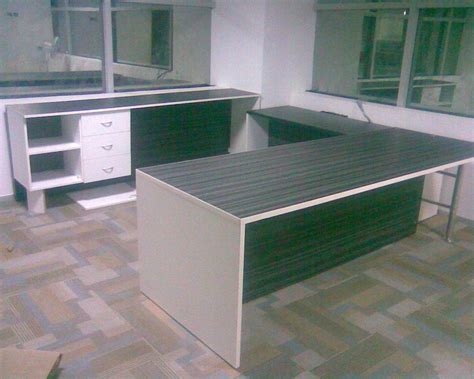 Modular Office Workstation Design at Rs 11000/unit | workstation ...