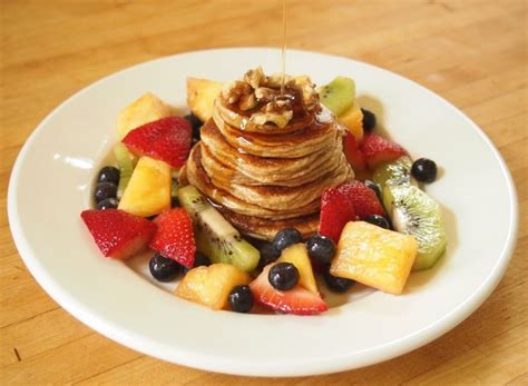 sour cream pancakes with fruit salad | what i do