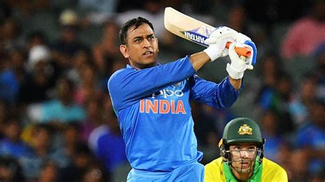 MS Dhoni to be honoured with Wankhede memorial for 2011 World Cup ...