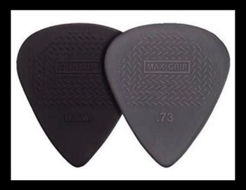 Guitar Picks 101: The Ultimate Buyer's Guide 🎸