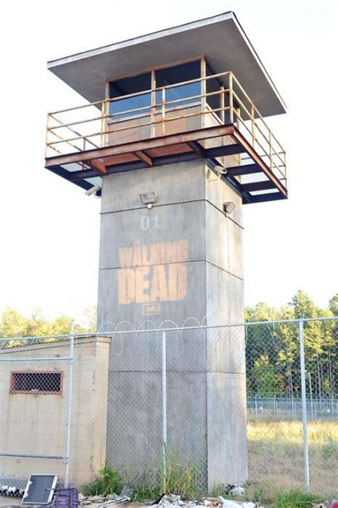 Prison Set of The Walking Dead - Barnorama