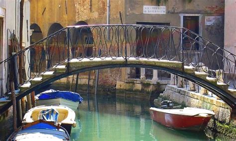 The Bridges of Venice - Overview of famous bridges and other crossings ...