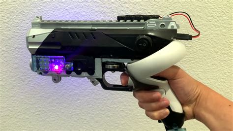 DIY Haptic-Enabled VR Gun Hits All The Targets | Hackaday