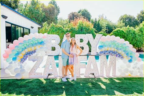 Rebecca Zamolo & Matt Slays Gender Reveal - Boy or Girl? Find Out Here ...