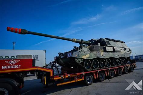 Hungary Receives First Two 155-mm 52 Caliber PzH 2000 Self-Propelled ...