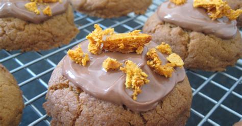 Let them eat (gluten free, lactose free) cake!: Cinder toffee biscuits