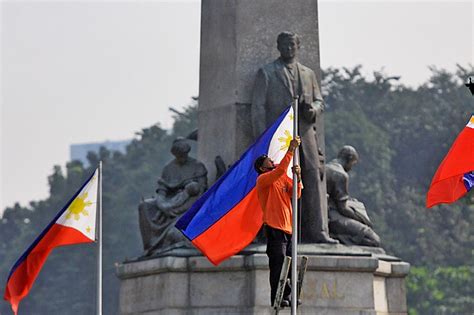 Rizal Day Monument - From the rizal day 2013 essay on the centenary of the rizal monument, and ...