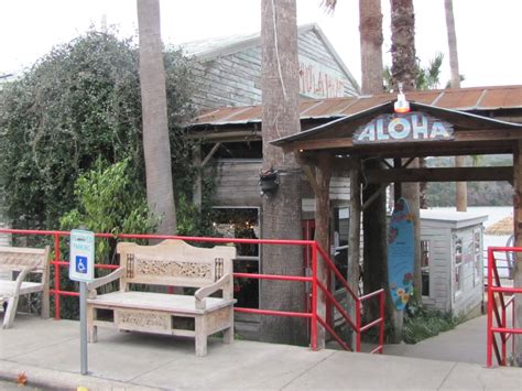 We discovered why the Hula Hut restaurant is a local favorite ...