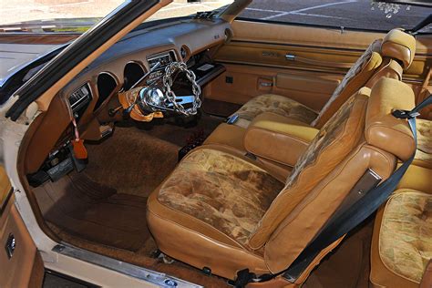 1976 Cutlass Supreme Interior