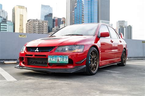 This loaded Mitsubishi Lancer Evo 9 is for sale for P4.5-M