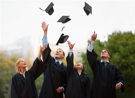 U.K. Grads Warned Not to Throw Caps Into the Air For Photo | TIME