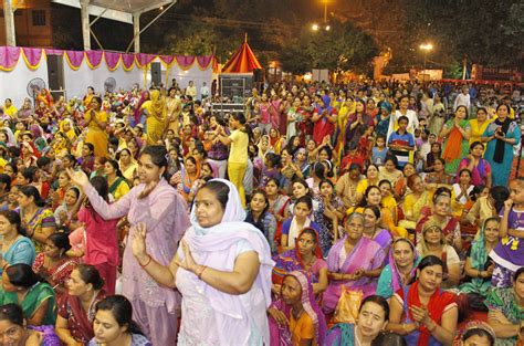 Piousness of Lord Krishna Converges Delhites at Shirmad Bhagwat Katha, Nehru Place