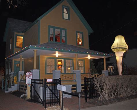 Dan Hanson's Blog: A Christmas Story house in Cleveland