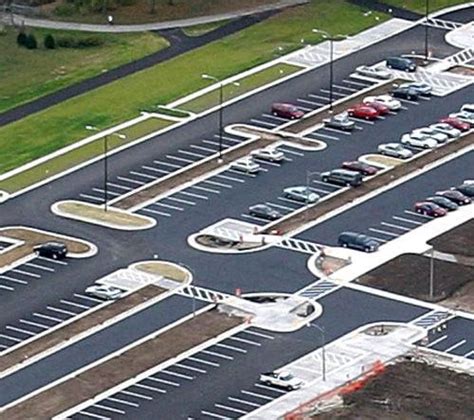 2018 ASPHALT PARKING LOT DESIGN GUIDE - Wisconsin Asphalt Pavement ...