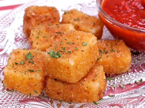 Fried Mozzarella Cheese Stick Bites