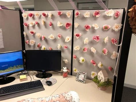 Cubicle Decorating Ideas For Spring | Shelly Lighting