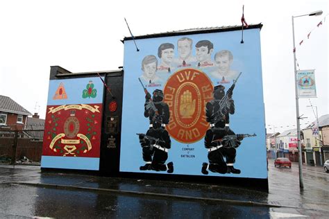 A UVF mural on the Shankill Road | Belfast murals, Ulster, Belfast