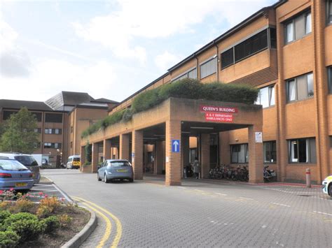 Queens Building, Musgrove Park Hospital,... © Roger Cornfoot cc-by-sa/2.0 :: Geograph Britain ...