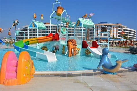 Aquasis Deluxe Resort & Spa Izmir | Holidays to Turkey | 2BookaHoliday