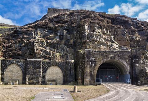 WOODHEAD TUNNELS | The two original single bore tunnels, and… | Flickr