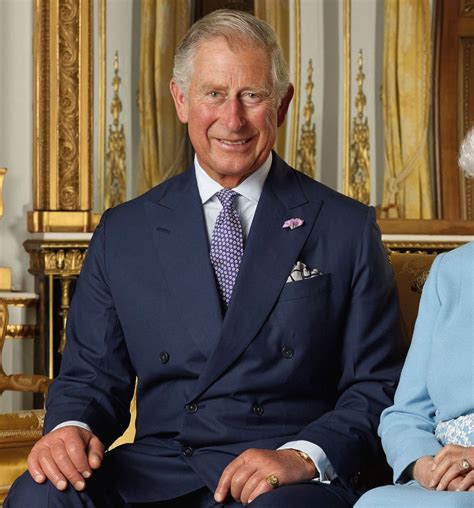 Dad Pulls Ultimate Power Move, Outdresses Son in Royal Portrait | GQ